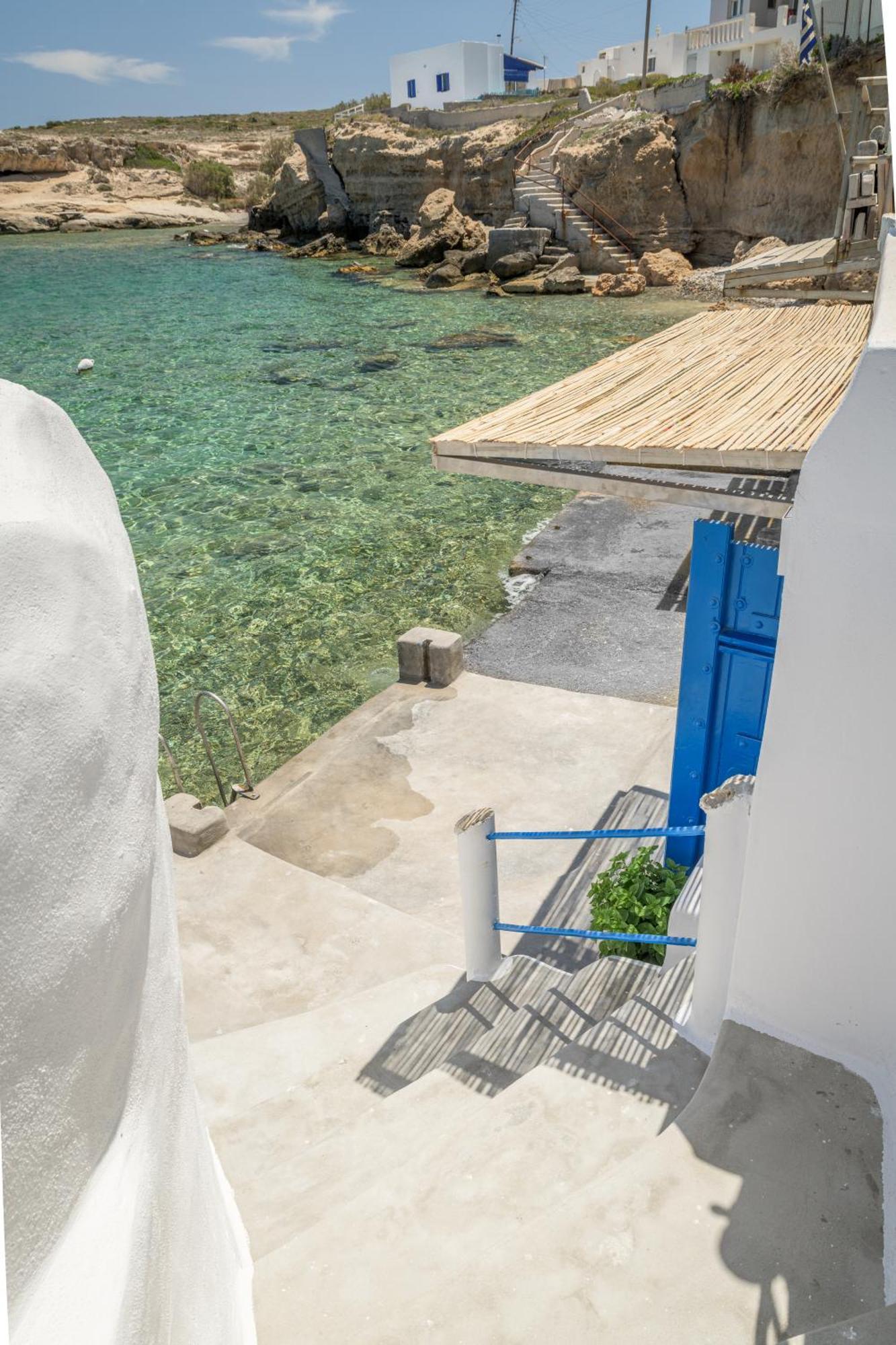 Esperanza Boathouses Mandrakia 외부 사진